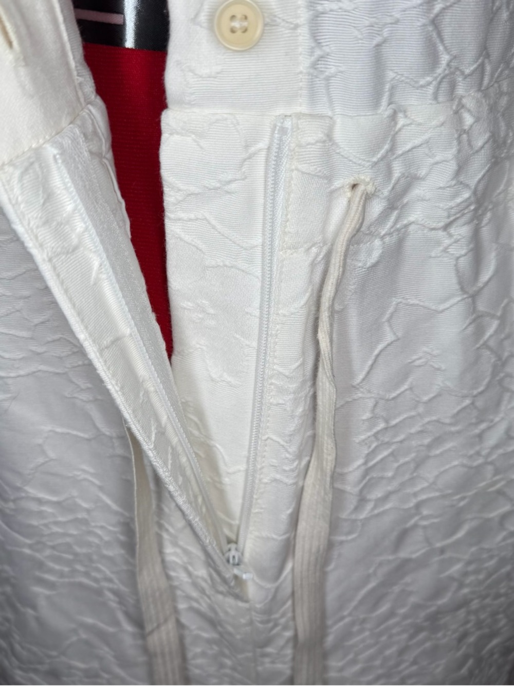 J Crew Embroidered Floral Long Sleeve Tie Waist Cream Utility Romper Women Sz 6 - Picture 6 of 12